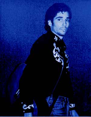 Coyote on his way to Utah by Damien Hunter